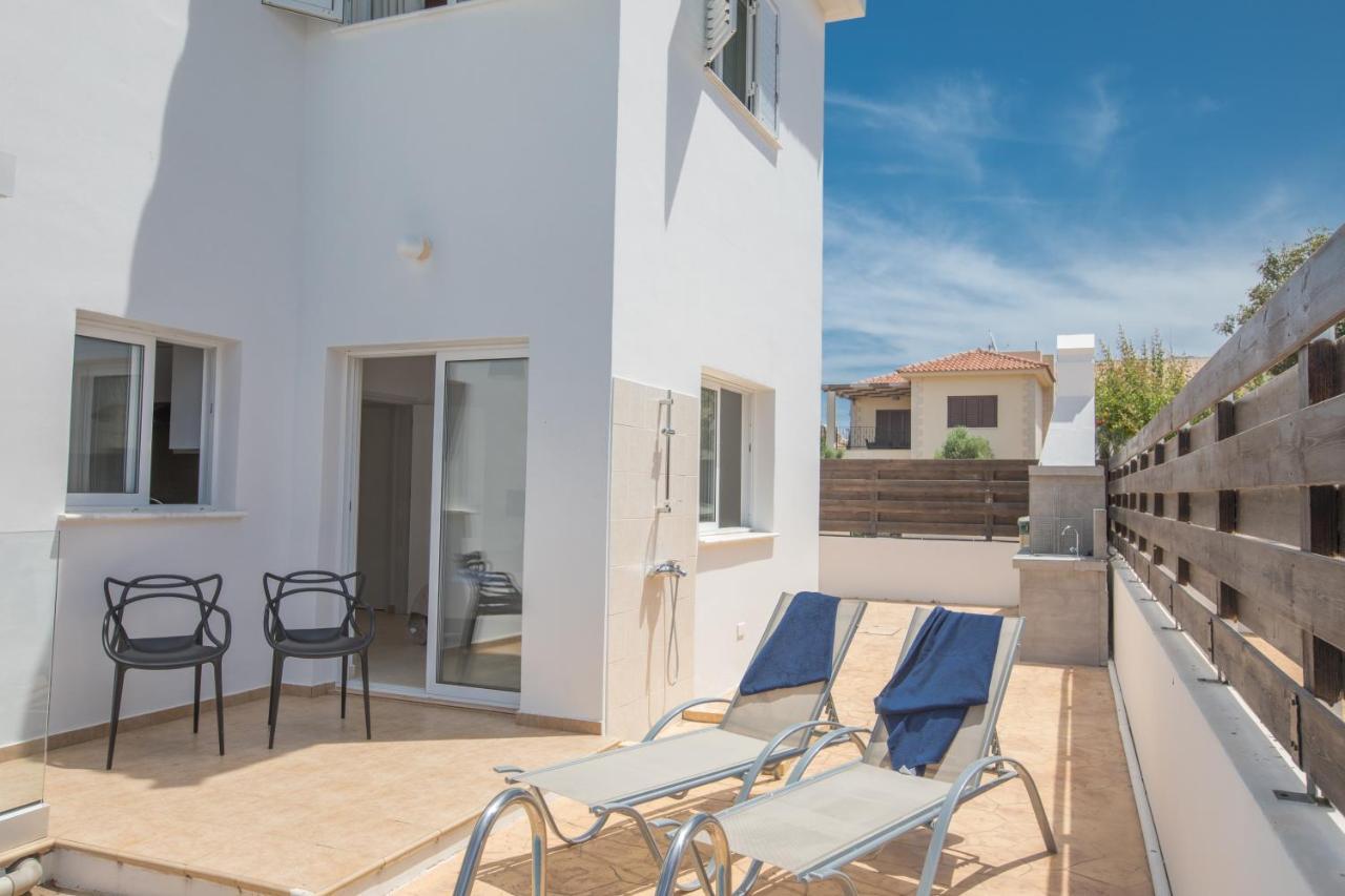 Elite Luxury Villa Paralimni Exterior foto